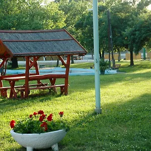 Campingplatz Szegedi Partfuerdo Es, Szegedin